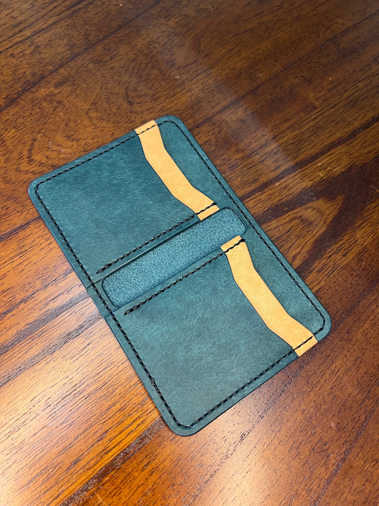 Bi-Fold 6 Pocket