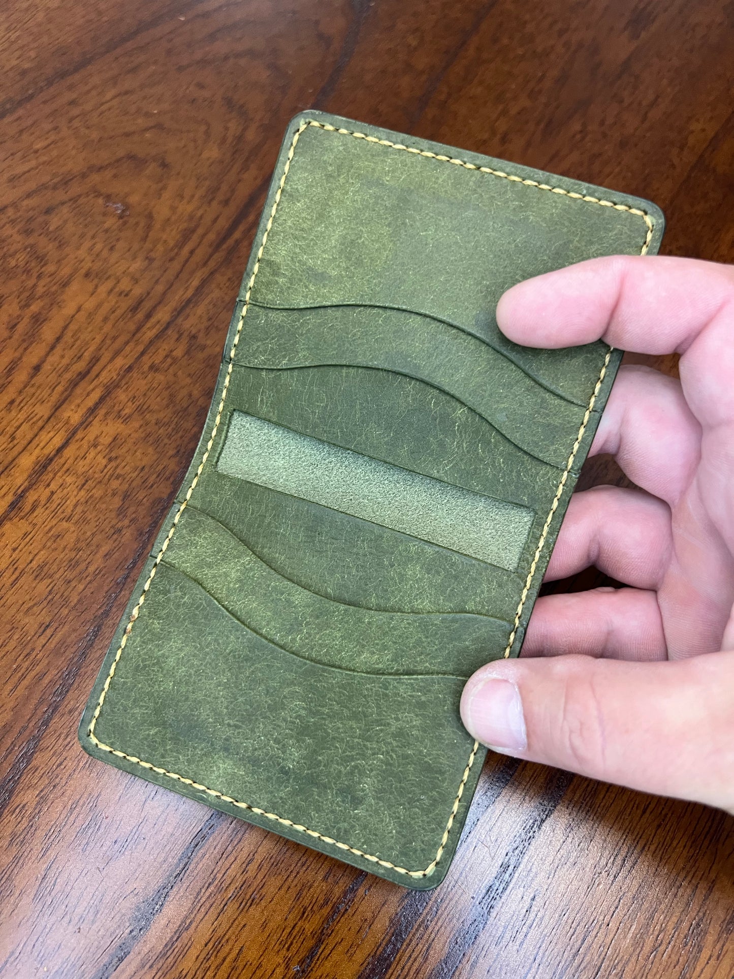 Bi-Fold 6 Pocket