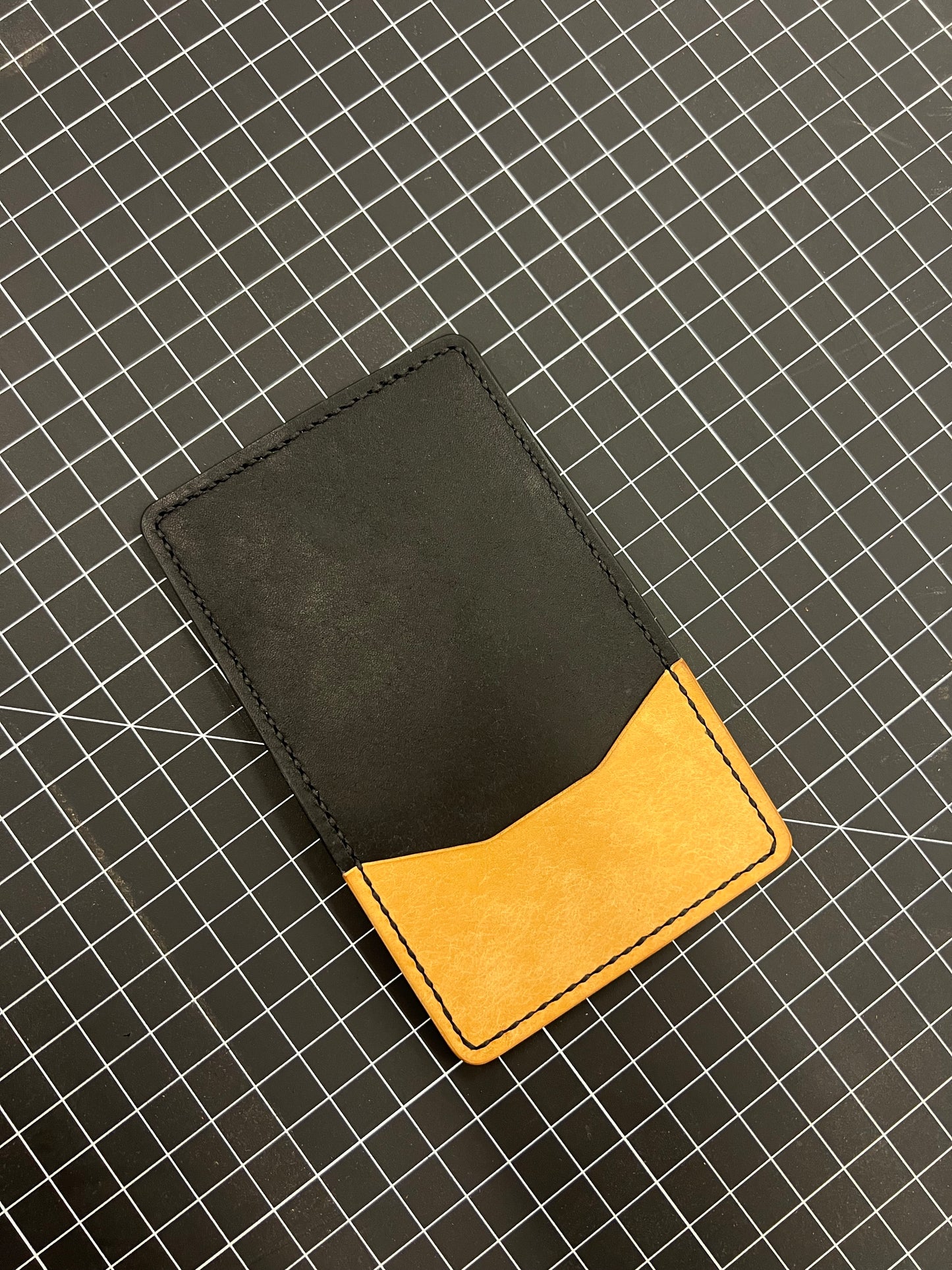 Minimalist Bi-Fold